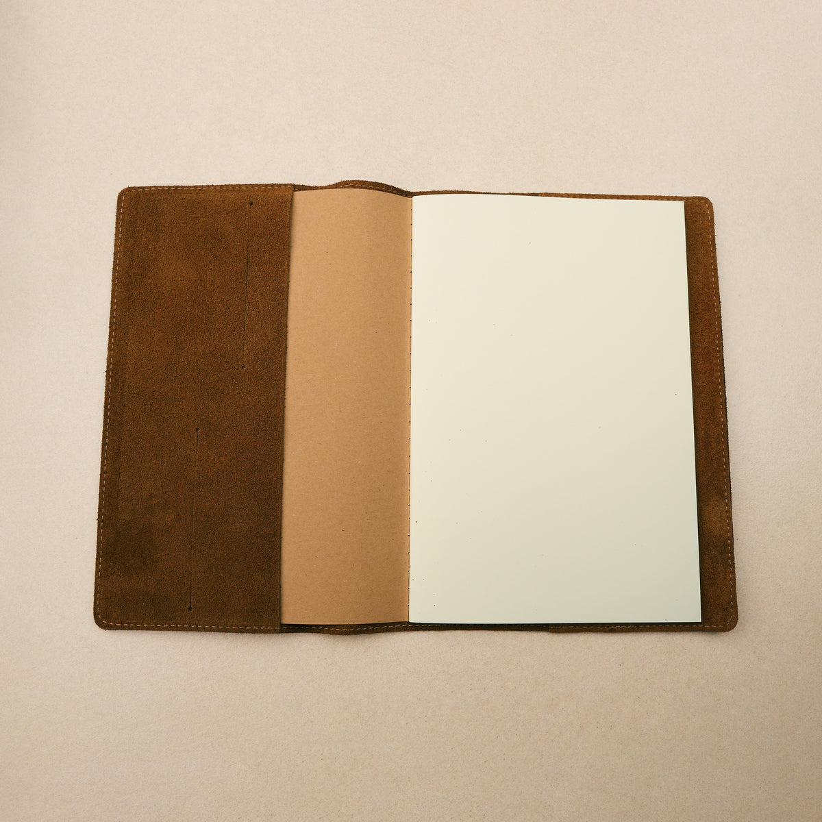 Protége carnet A5 en daim