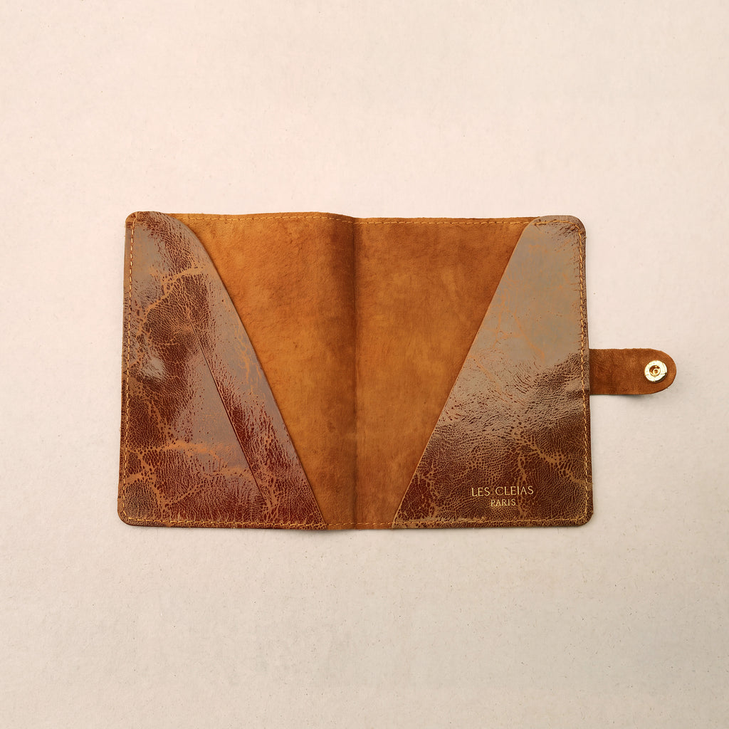 Protège passeport / Carnet Vith Pression effet marbré finition glossy