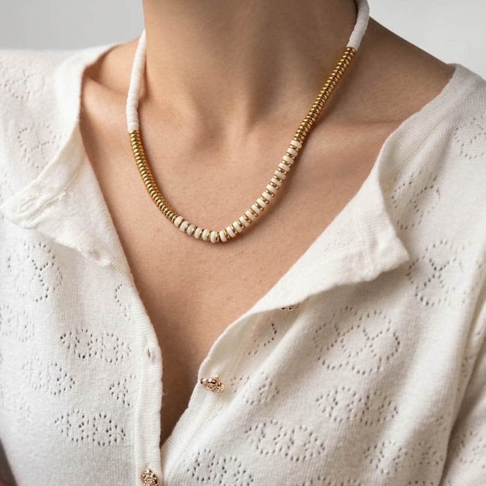 Collier Ashie