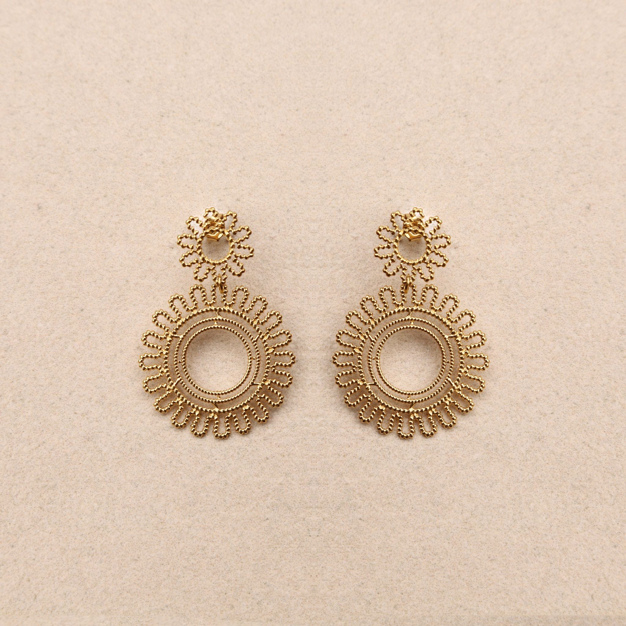 Soliandre Earrings