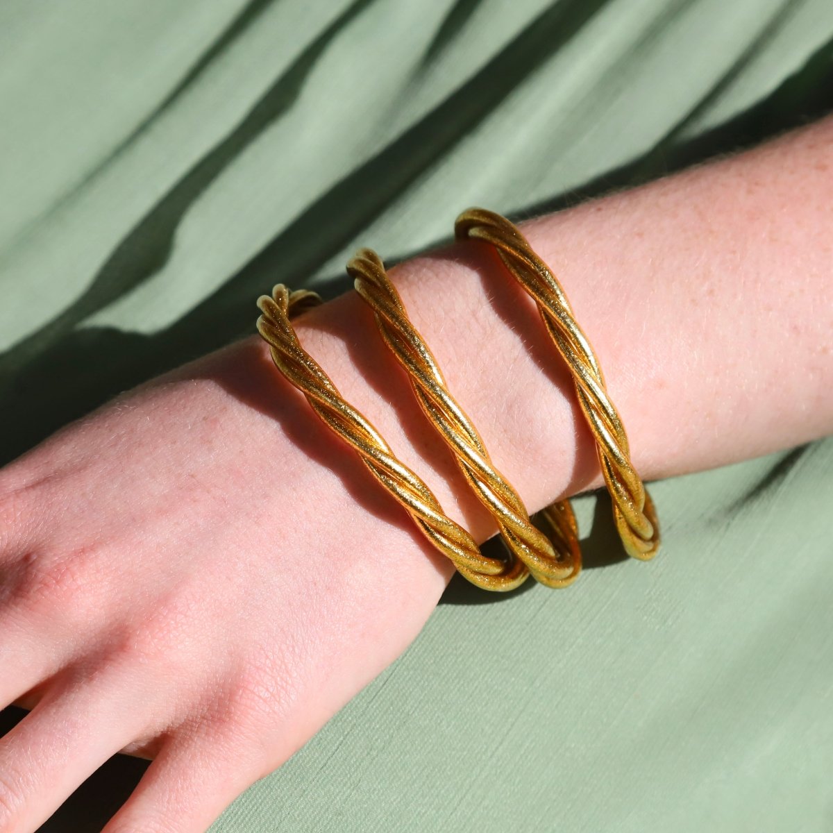 Bracelet Bouddhiste Torsadé - Les Cleias